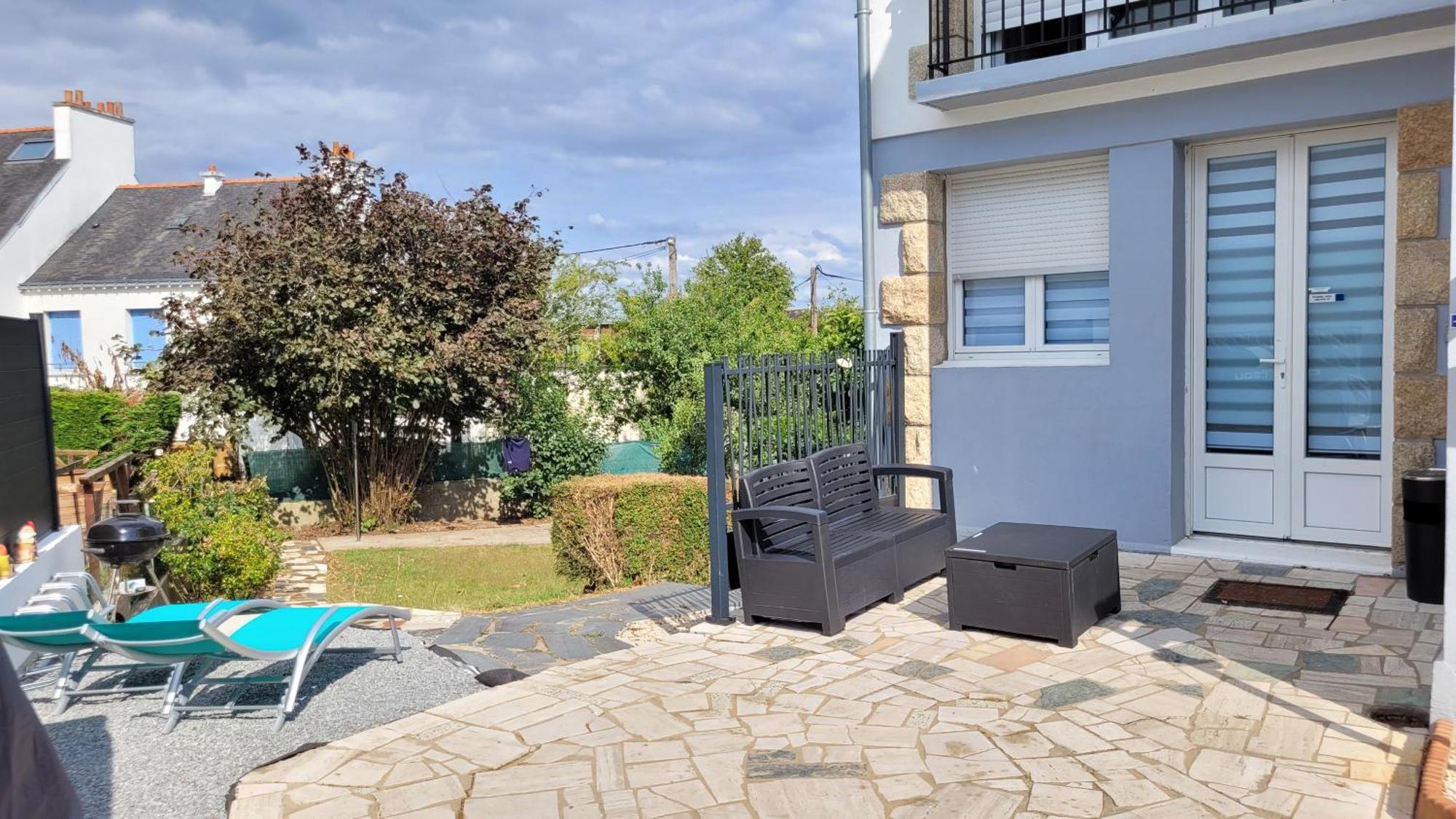 Update Location Lanester Exteriér fotografie